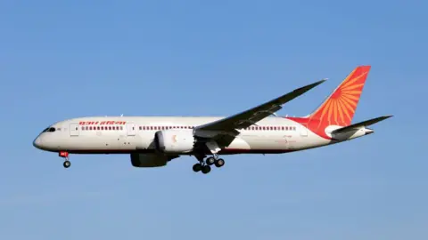 LightRocket via Getty Images COPENHAGEN, DENMARK - 2024/05/22: An Air India Boeing 787-8 Dreamliner landing at Copenhagen Kastrup airport. 