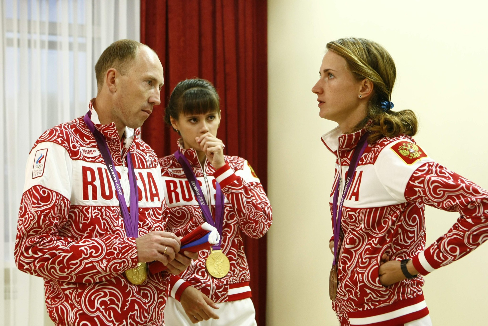 Putin’s “neutral” athletes cheer Russia’s atrocities in Ukraine — but FIFA can’t wait to get them back – Euromaidan Press