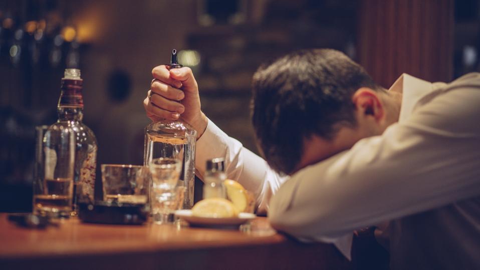 Here’s What Binge Drinking Does To Your Brain And Body