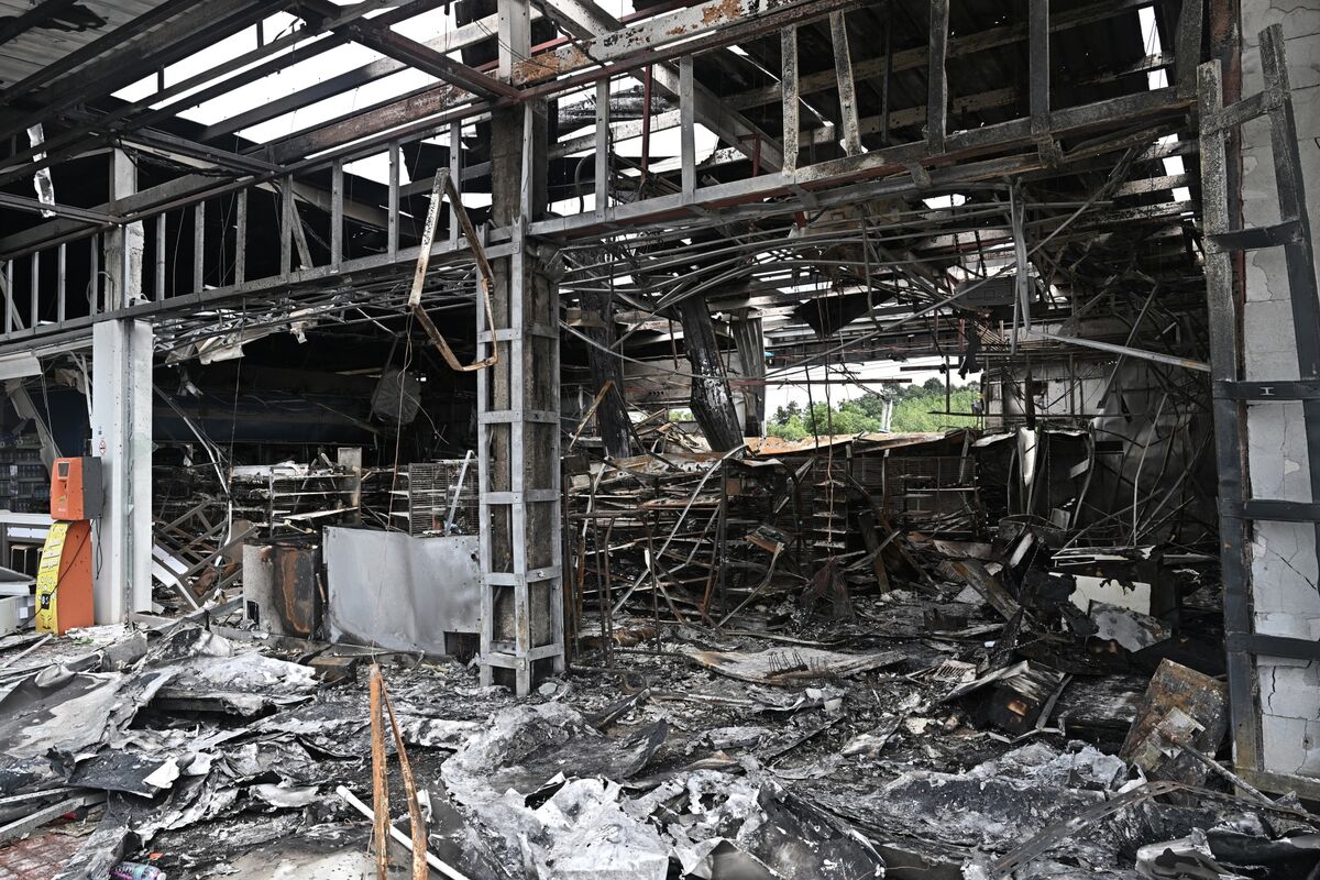 Thai-Cambodian Clashes Widen to New Areas With Over 30 Dead