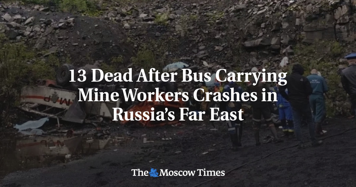 13 Dead After Bus Carrying Mine Workers Crashes in Russia’s Far East