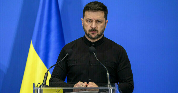 Zelensky threatens long-range strikes in Russia
