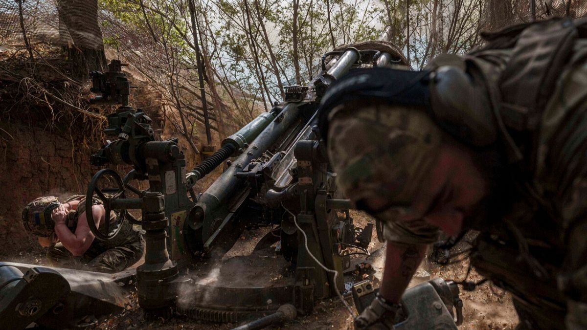 Several killed as Ukraine and Russia trade overnight strikes