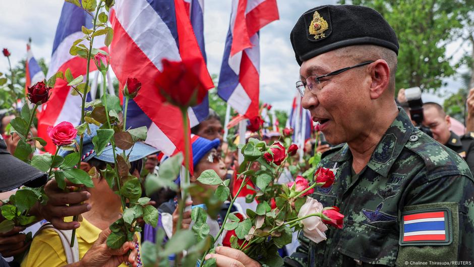 Is the military preparing another coup? – DW – 08/13/2025