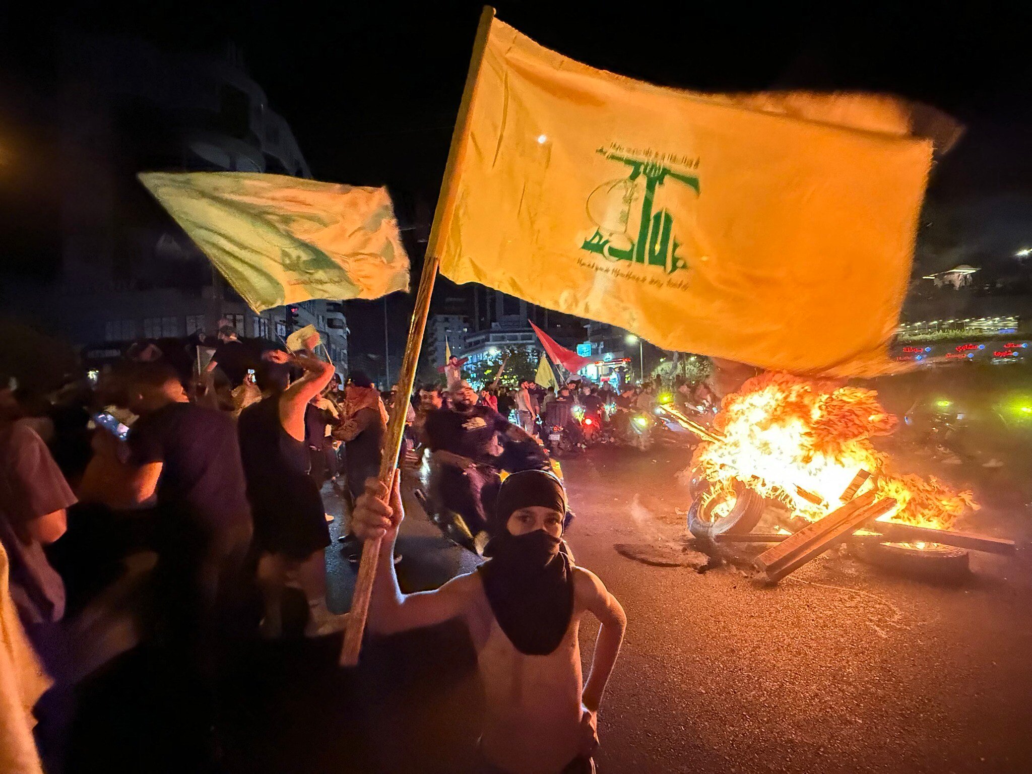Five Lebanese soldiers killed in blast while seizing Hezbollah munitions