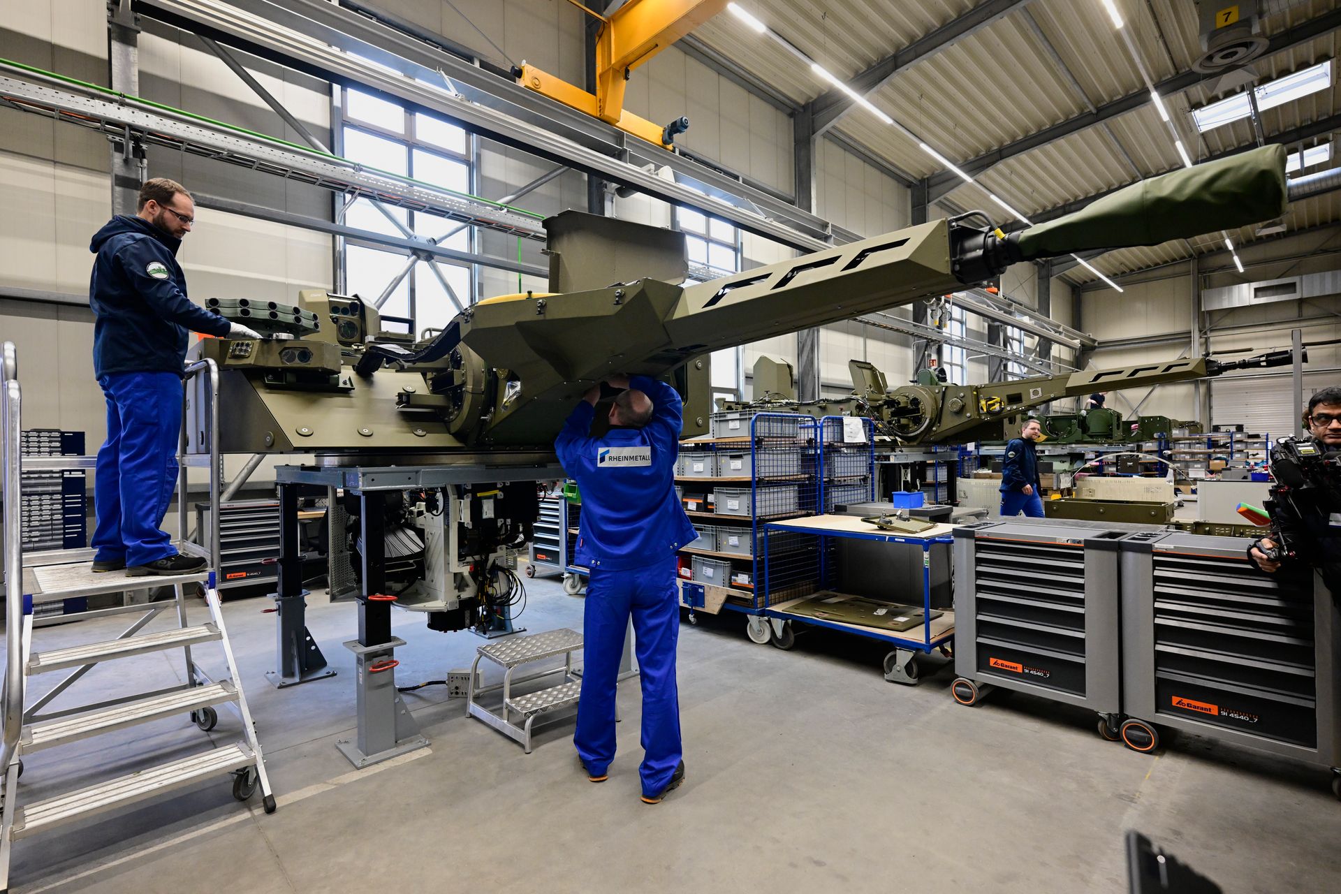 European defense plants growing 3 times faster amid Russia’s full-scale invasion of Ukraine, FT reports