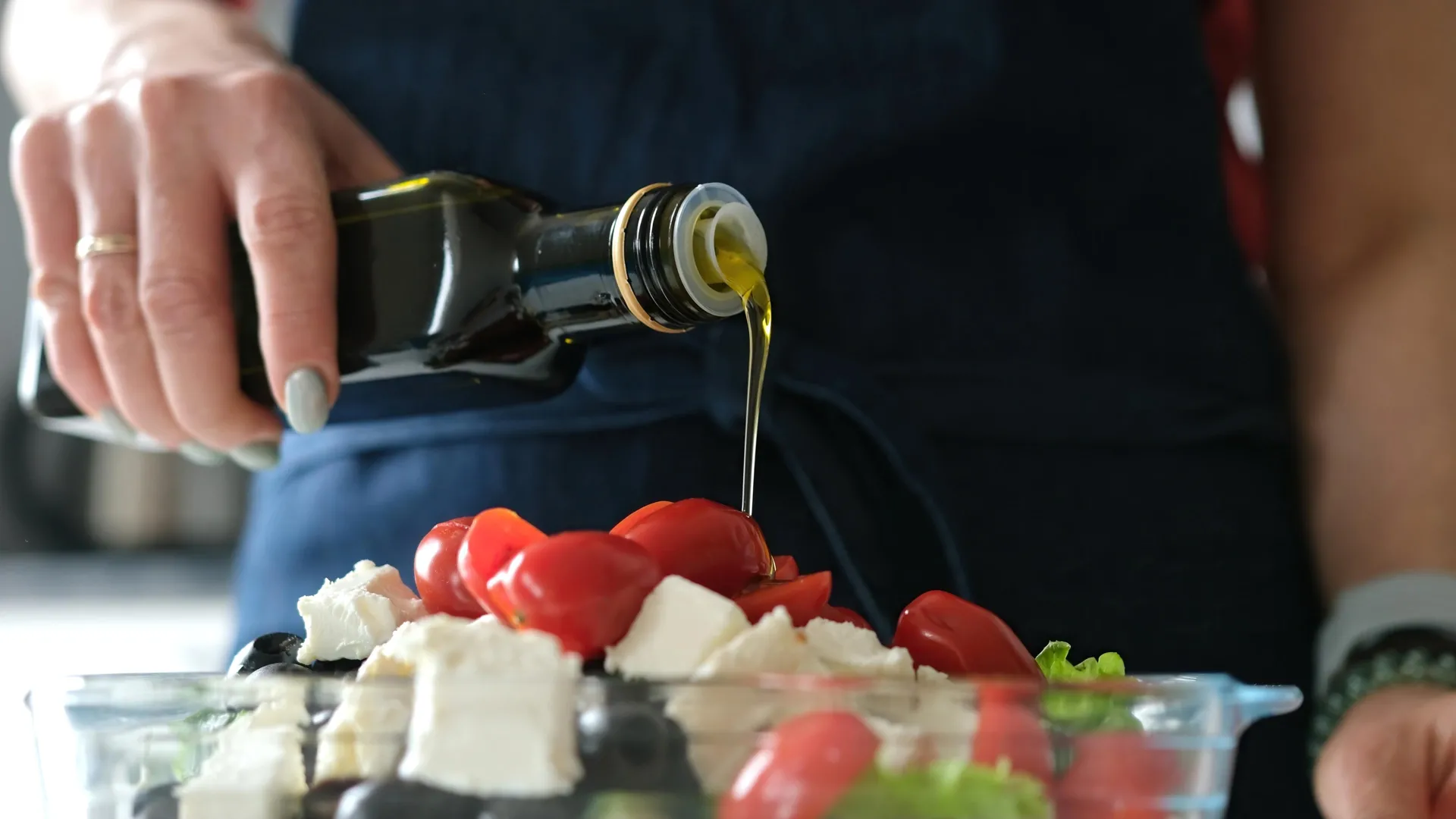 Eating Mediterranean could be the secret to healthy gums