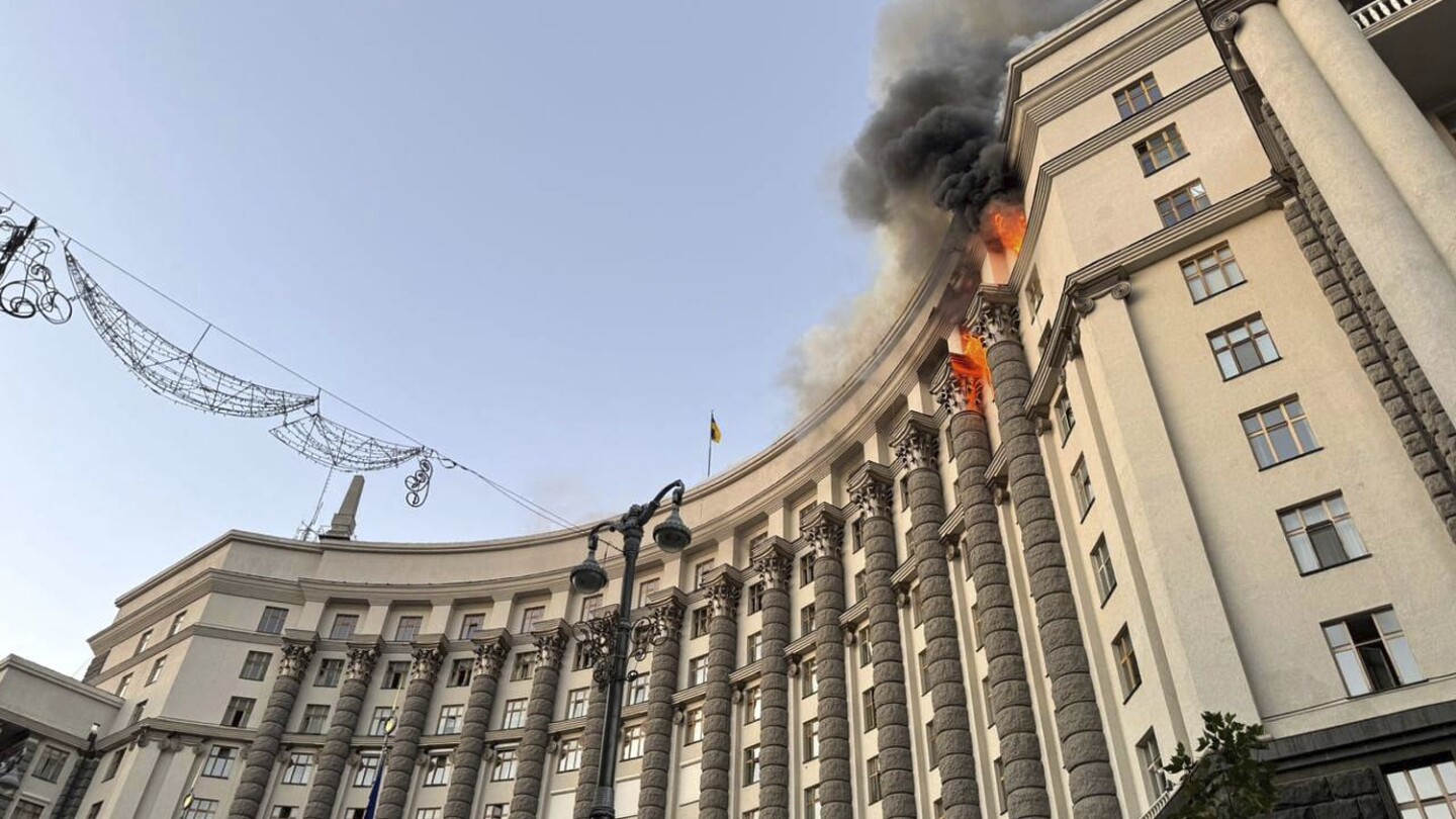Senior Ukrainian officials show foreign diplomats damaged Kyiv offices