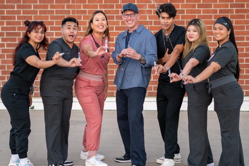 Physician And Nurse Cofounders Build 6-Figure Luxury Scrubs Brand