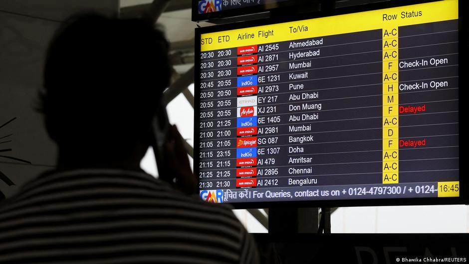 Chaos as Indian airline IndiGo flights severely disrupted – DW – 12/04/2025