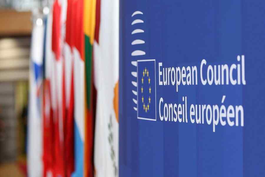 Europe will not be helped by a negotiator with Russia