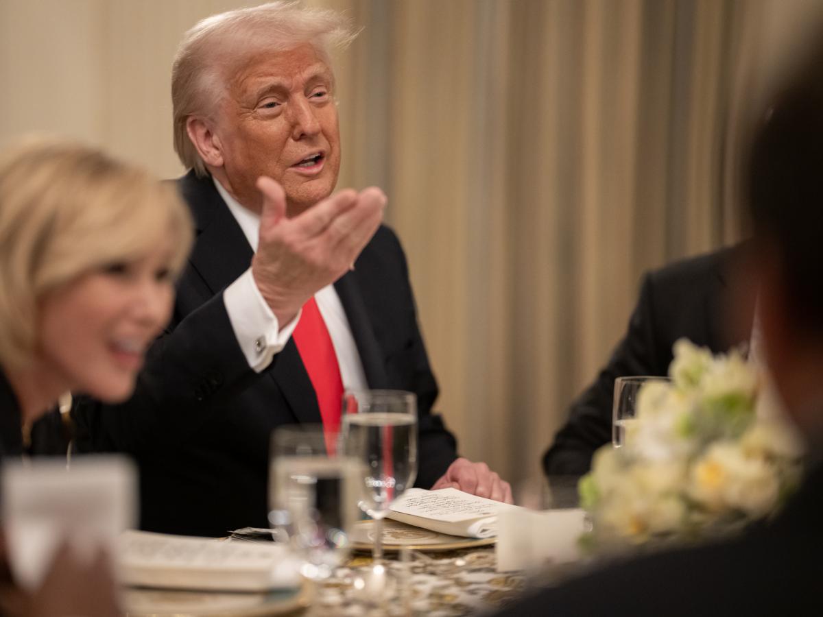 Trump Says Land Is at Stake as Ukraine, Russia, and US Prepare Talks