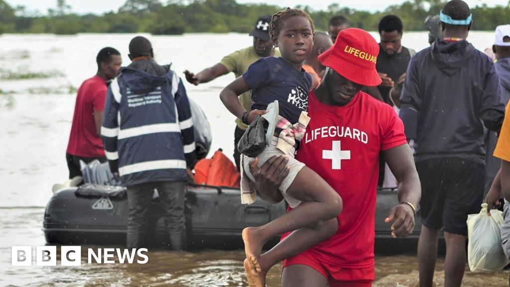 ‘Worst in living memory’ say those rescued from rising waters