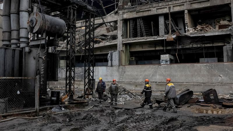 The Ukrainian energy workers risking their lives as Russia targets critical facilities