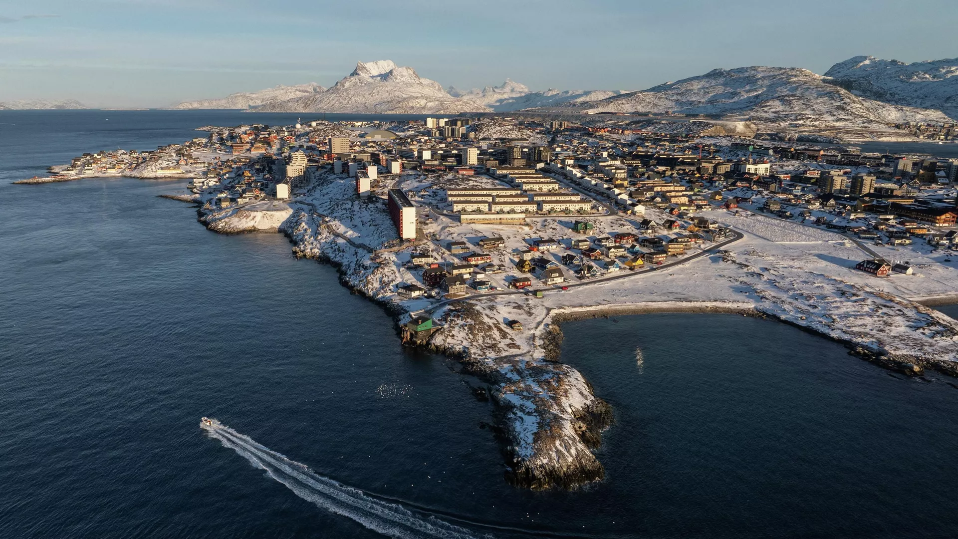 Trump is considering the option of a military takeover of Greenland