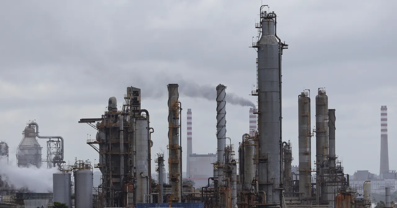 Trump Wants Venezuela’s Oil. Getting It Might Not Be So Simple