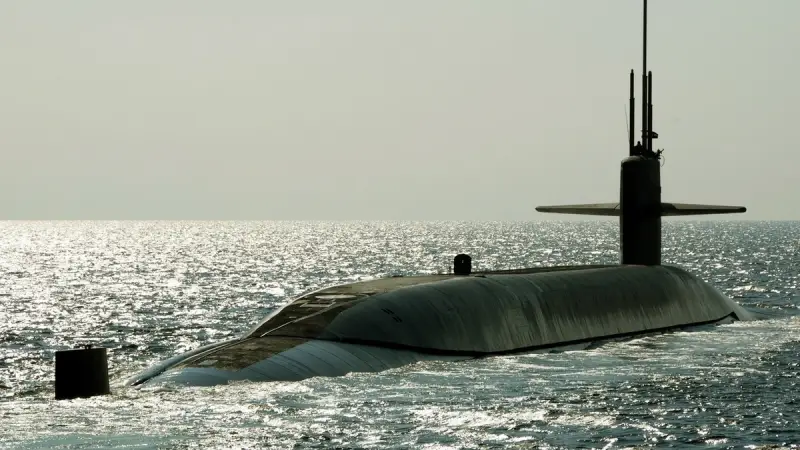 Russia has sent a submarine and ships to escort the tanker “Marinera”