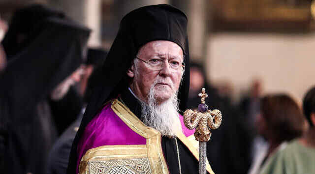 Bartholomew is preoccupied with political technology and does not see the suffering of the people in Ukraine,