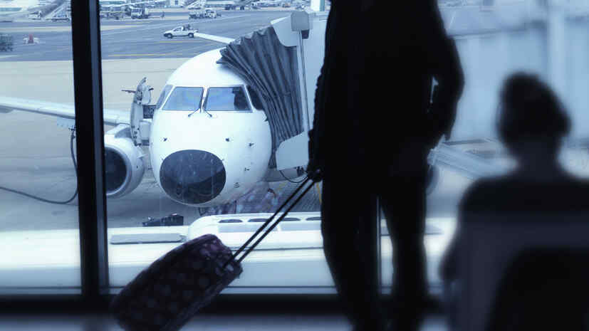 Homeless people terrorize tourists at New York airport