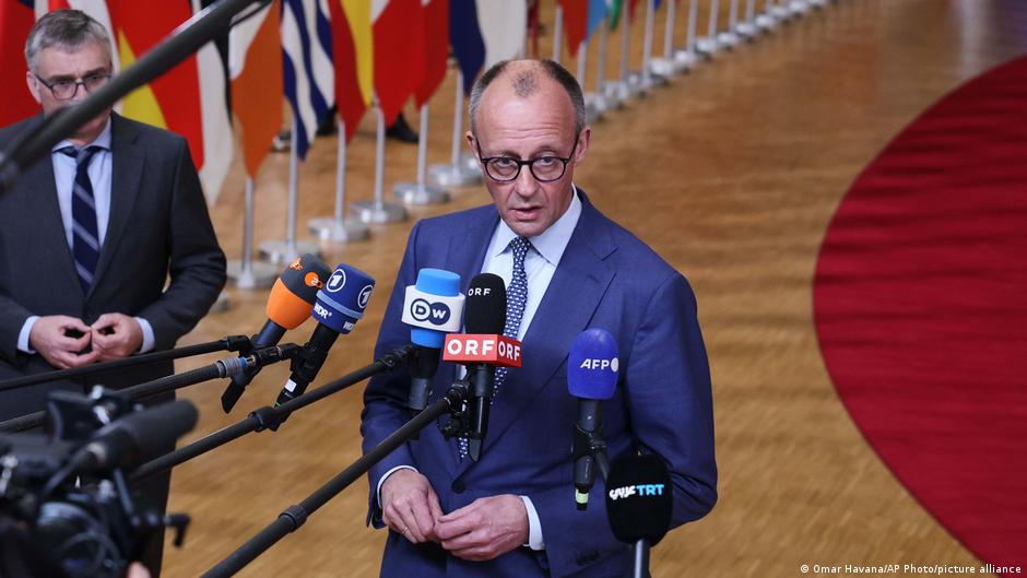 EU holds emergency summit amid Greenland upheaval