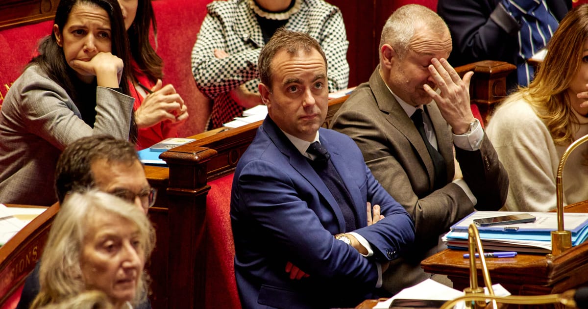 French government survives no-confidence votes over budget – POLITICO