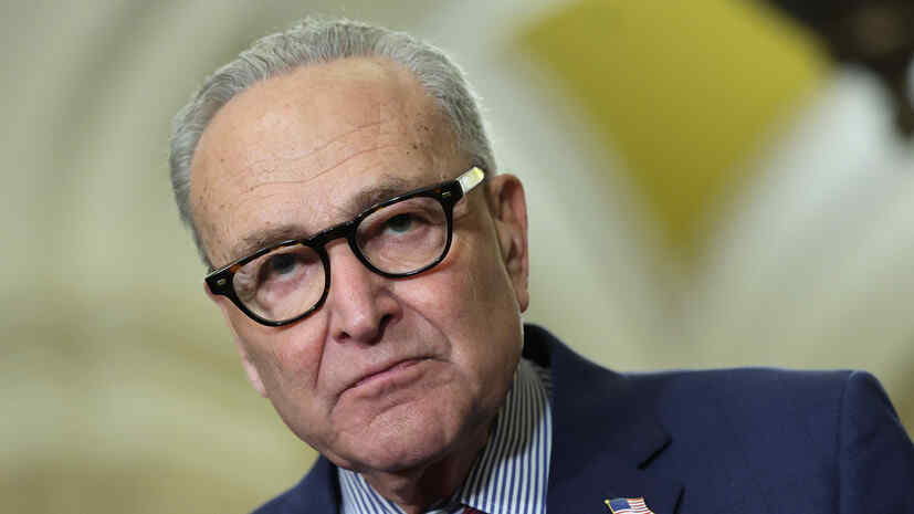 Schumer threatened to block the US budget due to the financing of the Ministry of Internal Affairs