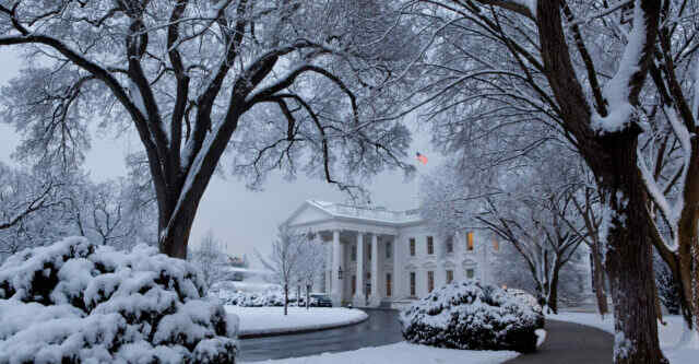 The White House rejected the claim of territorial concessions as a condition of guarantees to Ukraine