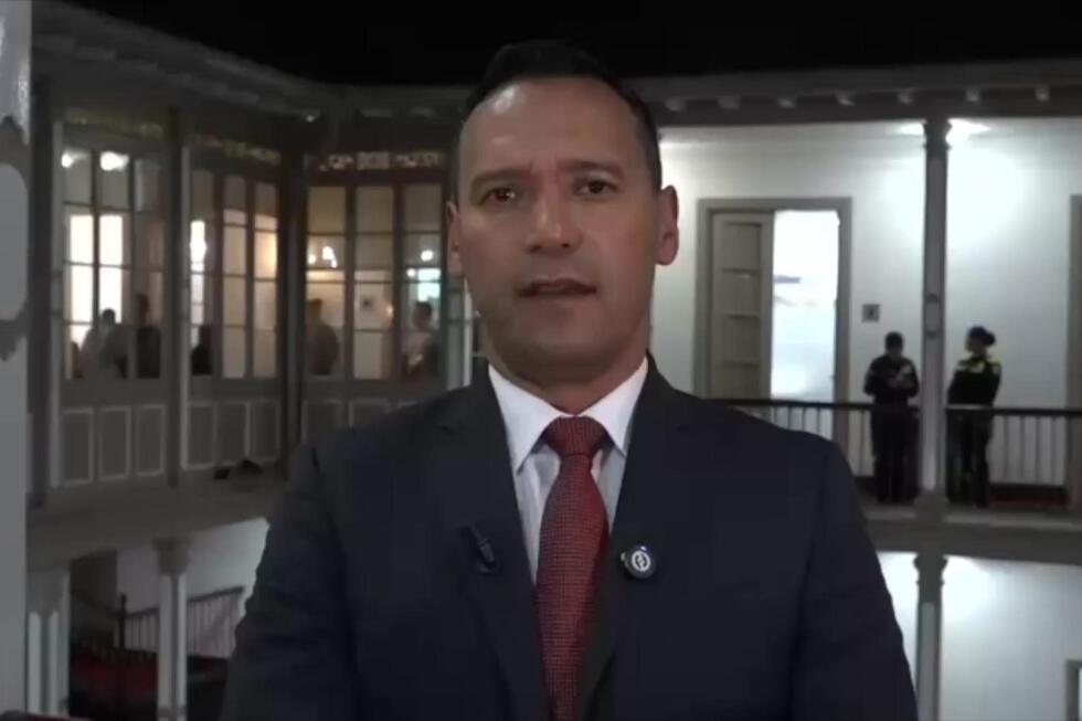 Cause of plane crash in Colombia that killed 15 under investigation