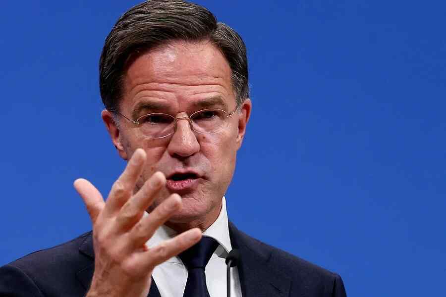 Rutte threatens to “crush” Russia