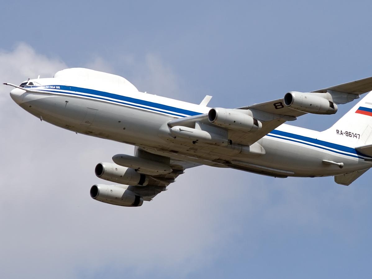 Rare Photo Shows Mid-Air Refueling of Russia’s ‘Doomsday Aircraft’