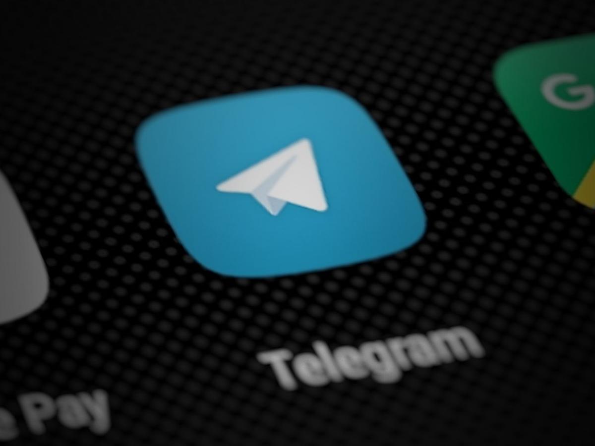 Russia Prepares to Slow Down Telegram