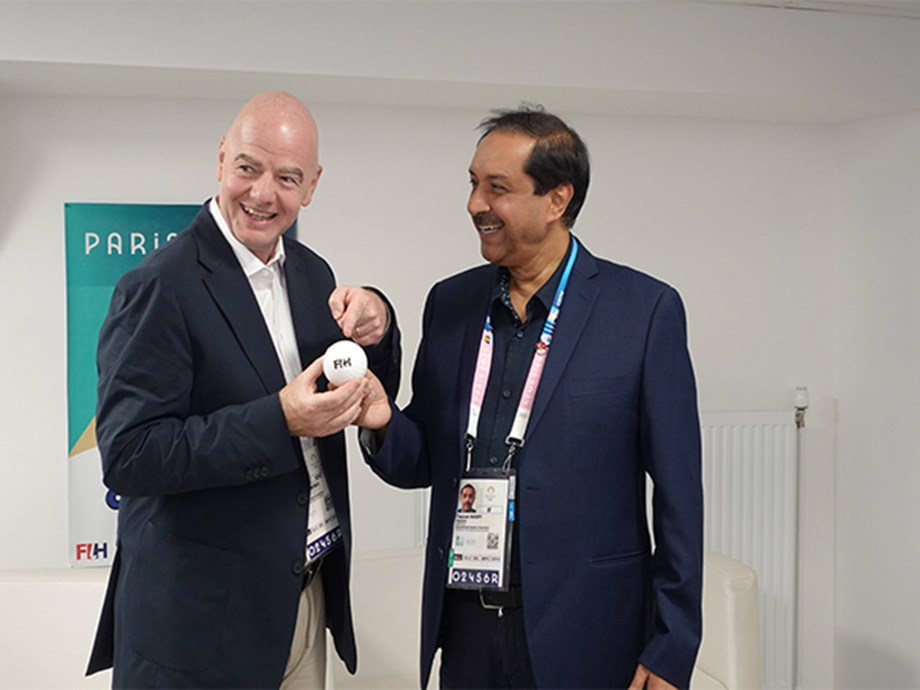 Infantino’s Controversial Stand on Russia’s Ban and Football’s Global Role