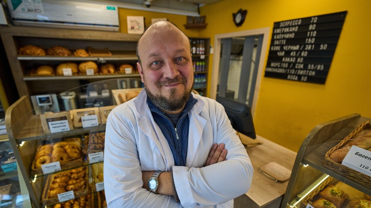 From bakeries to beauty shops, Russian businesses are feeling the pain from a new wartime tax policy