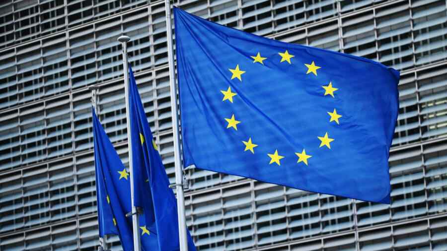 Nine EU countries oppose the European Commission’s plan to increase its staff by 2,500 people – Politico