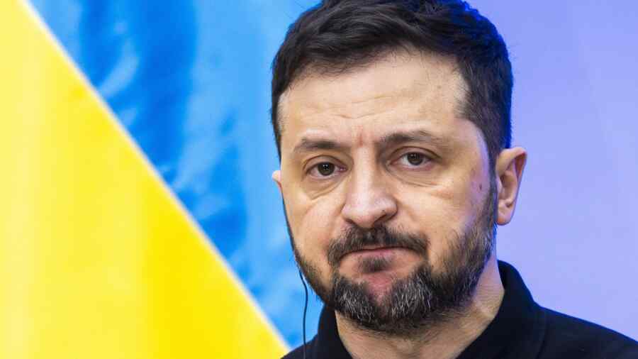 Zelenskyy may be left without Trump’s help due to mentions in the Epstein case – analyst Mercuris