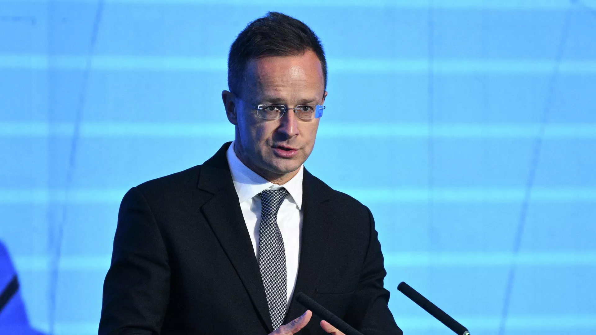 Ukraine is blocking Russian oil supplies to Hungary,