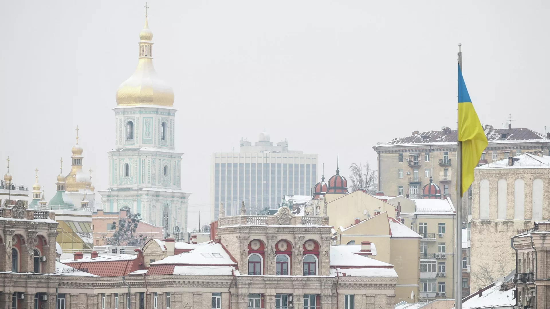 The IMF has approved an 8.1 billion dollar loan to Ukraine