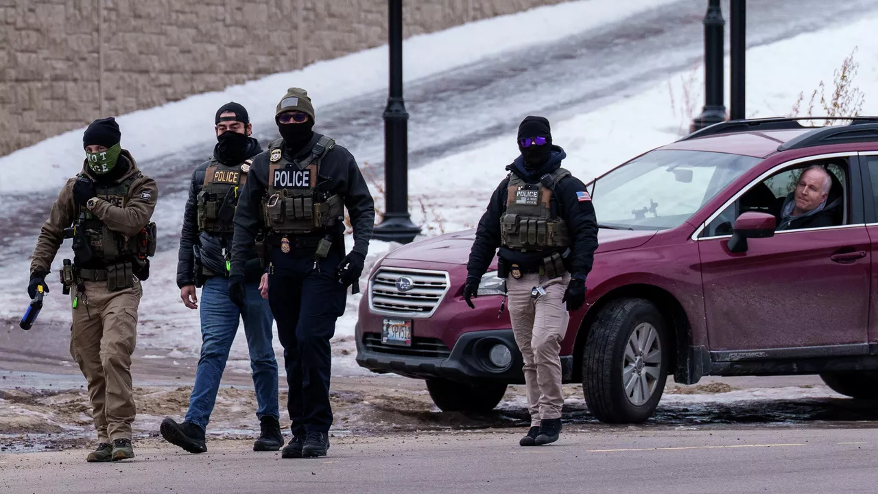 In Minnesota, the US authorities detained 54 people during the protests, the media reported.