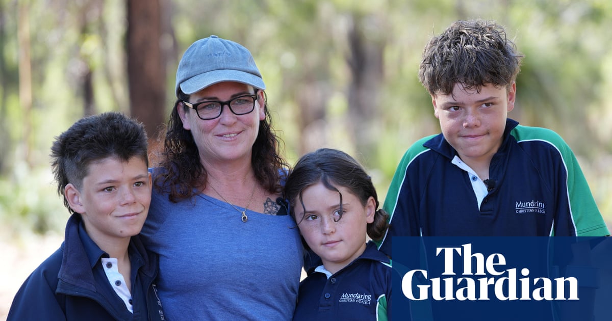 WA work safety watchdog makes ‘initial enquiries’ after family who hired kayak and paddleboards washed out to sea | Western Australia