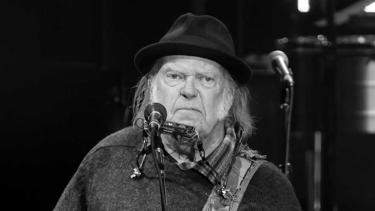 Neil Young cancels upcoming Chrome Hearts European tour