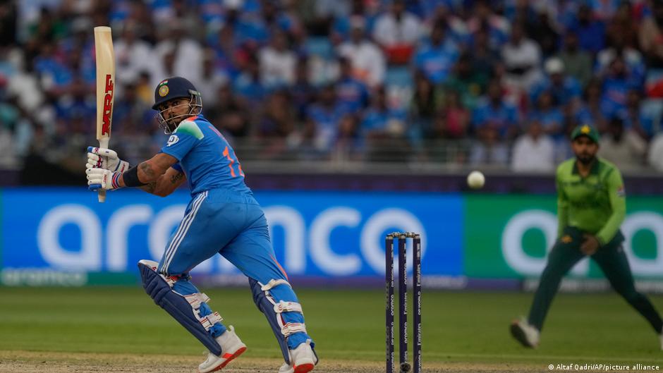 India-Pakistan clash back on after boycott ends