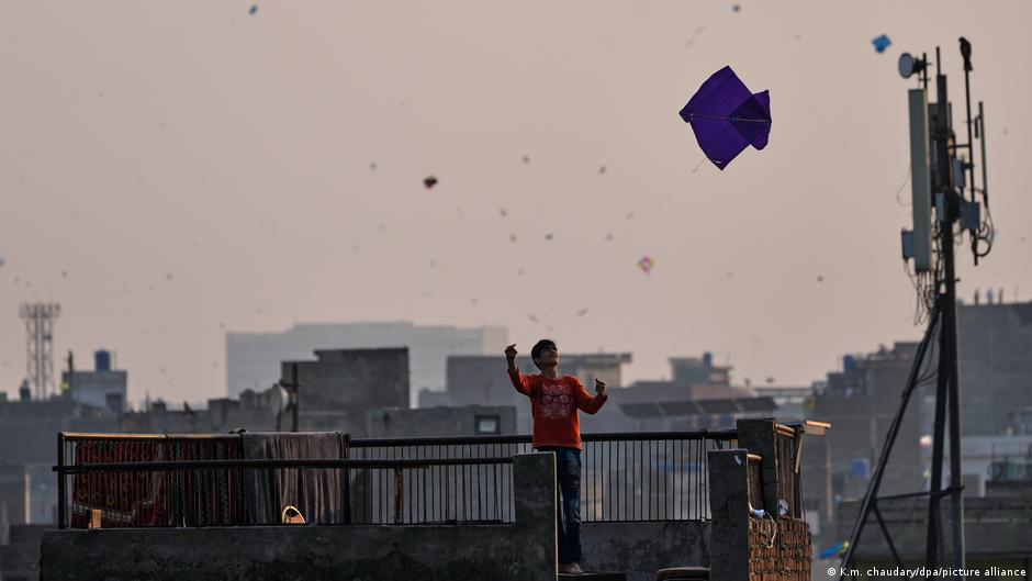 Lahore kite festival returns after decades-long ban