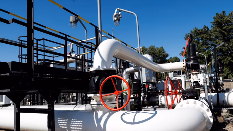 EU Pushes Ukraine On Repair Of Druzhba Pipeline Carrying Russian Oil To Hungary, Slovakia