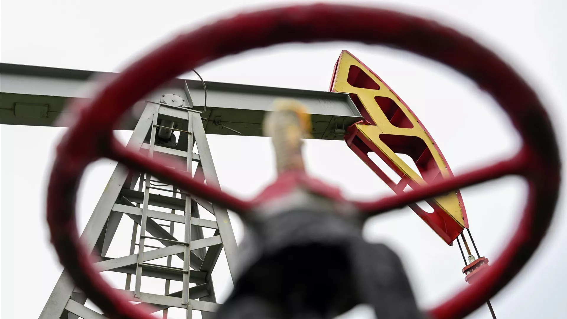 Greece and Malta oppose EU ban on oil shipments from Russia – Bloomberg