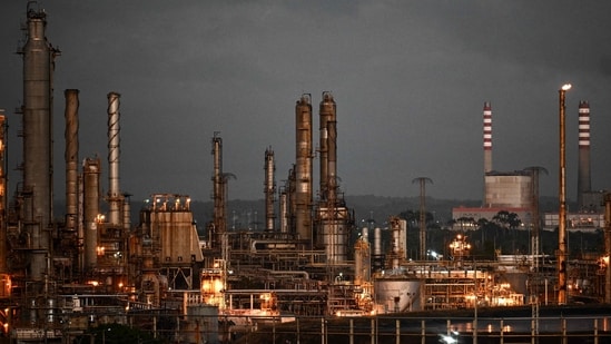 India’s merchandise imports from Russia drop 40% in Jan, crude oil worst-hit| India News