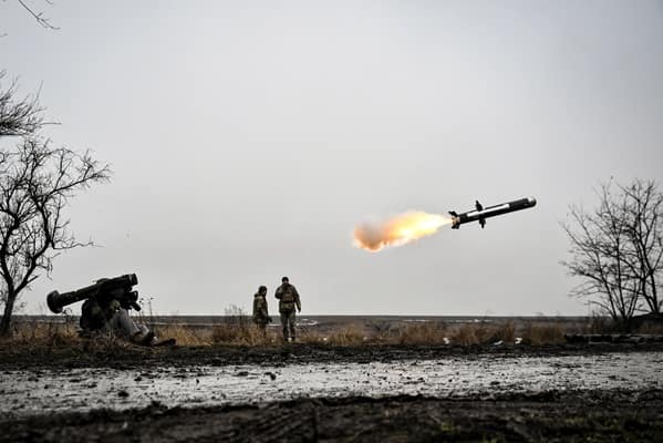 Starlink down, telegram jammed, Russia is crumbling under Ukrainian fire – London Business News