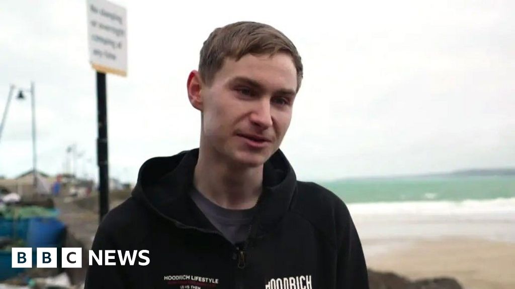 Walker escaped cliff collapse 'by seconds' – BBC