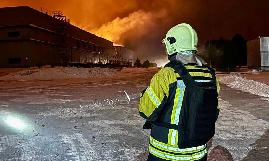 Russia causes ‘significant damage’ to thermal plants in mass attack on Ukraine power grid