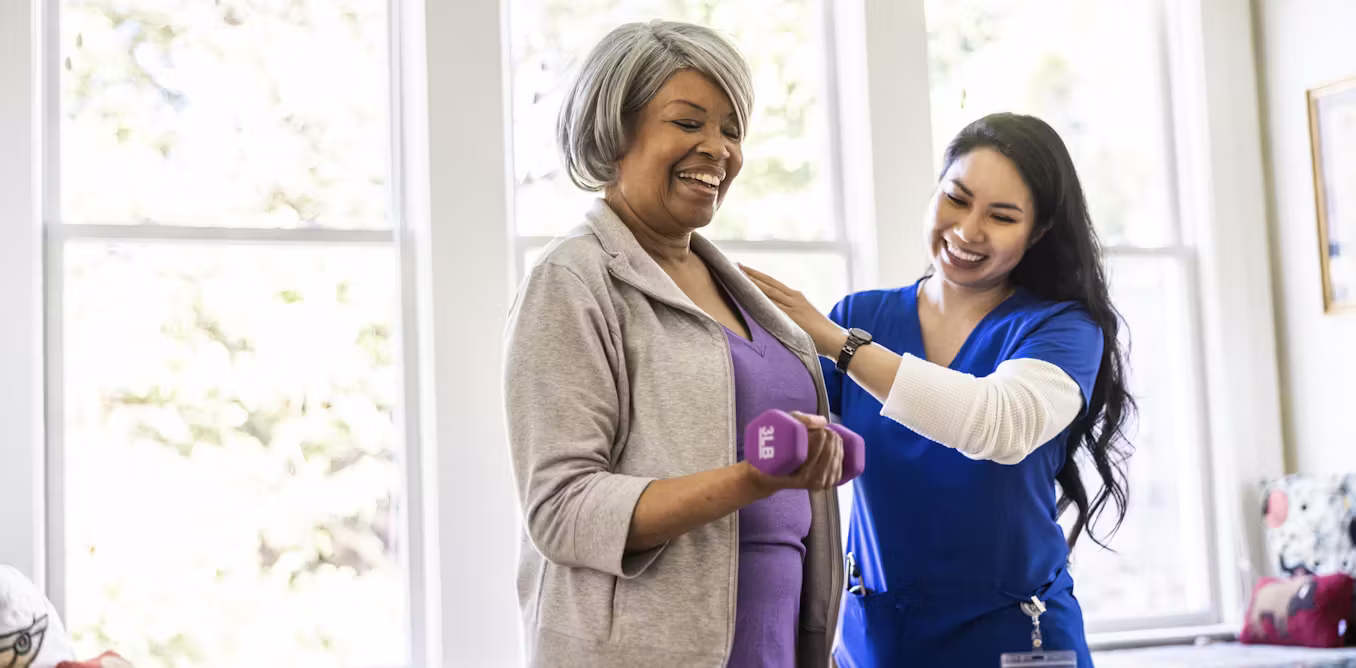 Stroke survivors can counterintuitively improve recovery by strengthening their stronger arm – new research