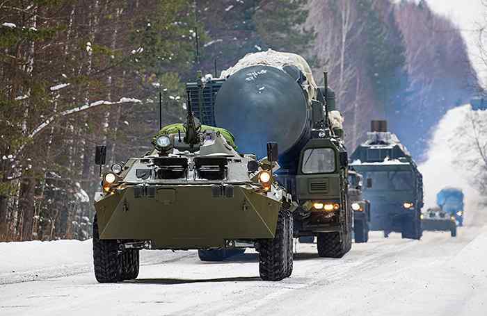 Germany is playing war with Russia, Lithuania is losing